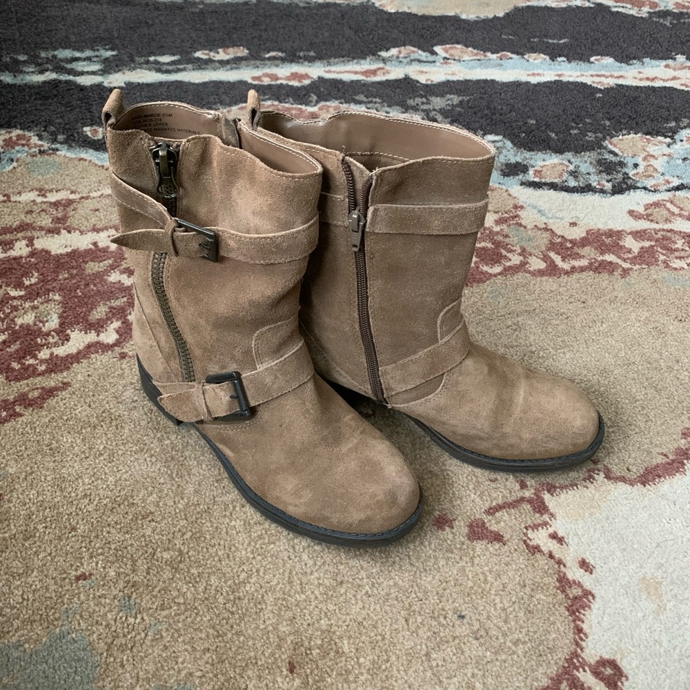 G.H. Bass & Co. Marcie Moto Suede Ankle/Mid Calf Boots. Size 6.5